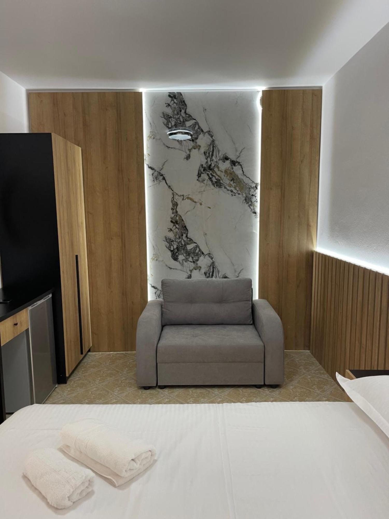 Hotel Riti Shiroka Luaran gambar