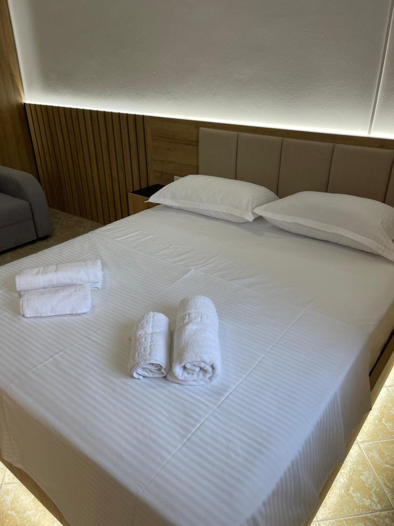 Hotel Riti Shiroka Luaran gambar