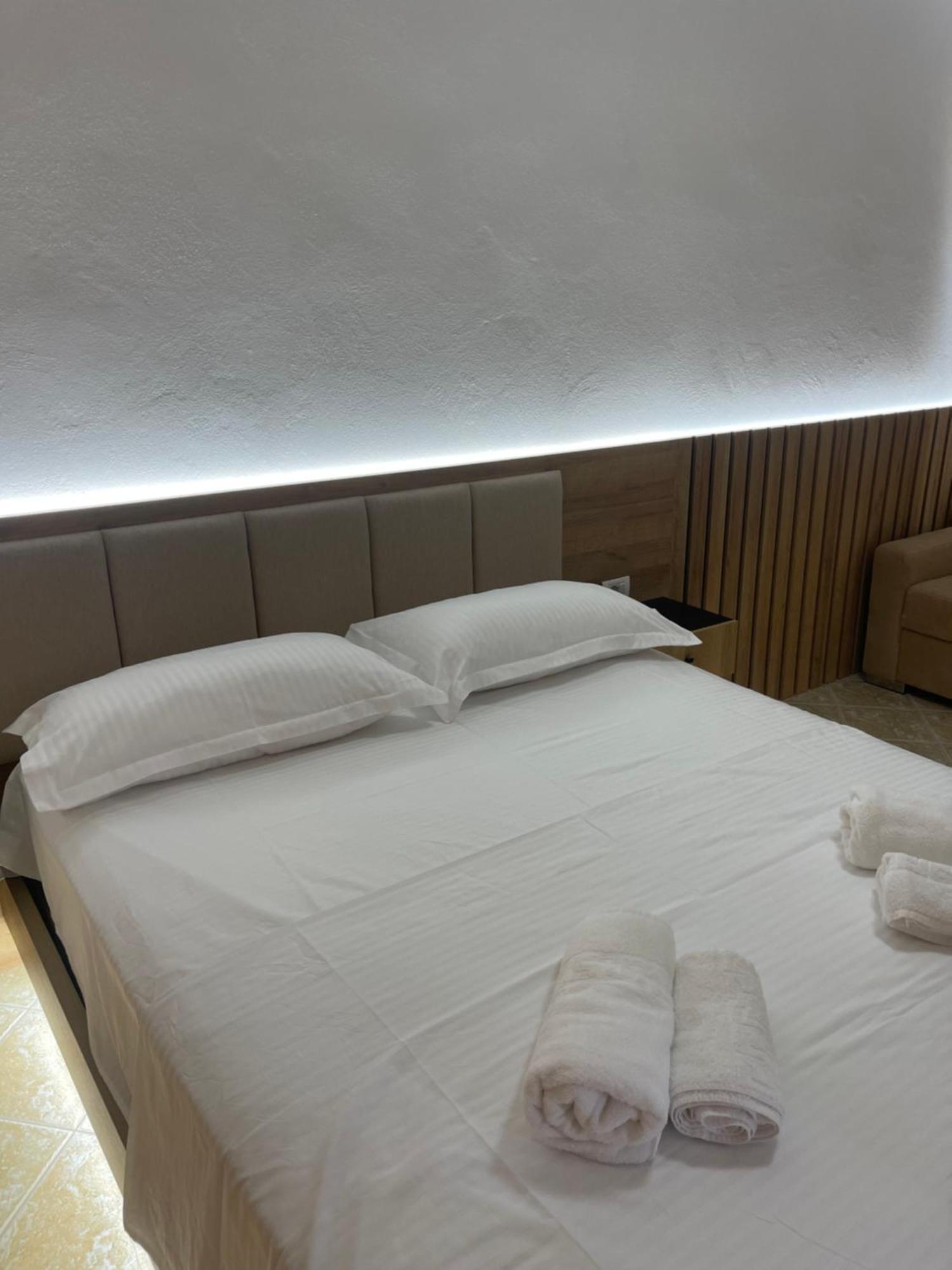 Hotel Riti Shiroka Luaran gambar